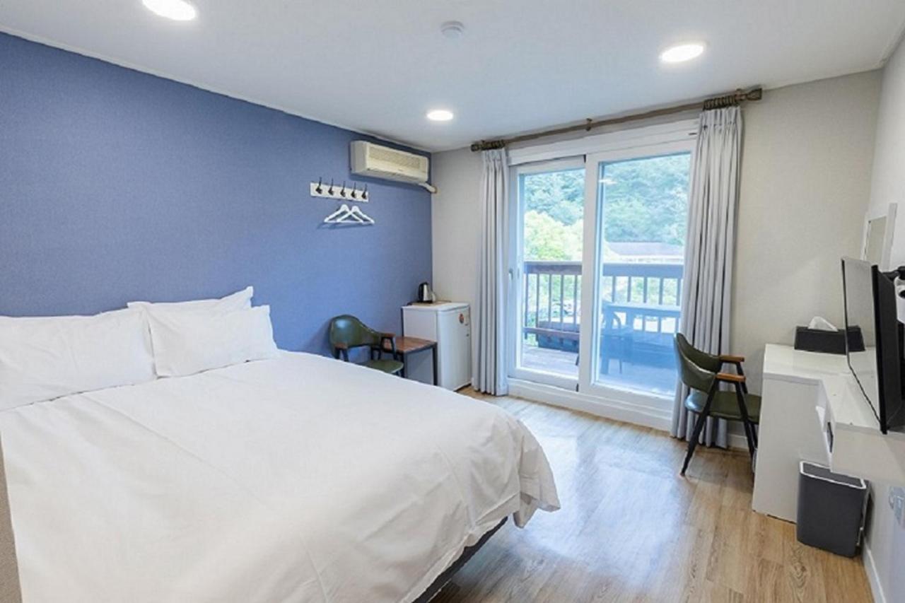 Camp Jirisan Parkview Hotell Gurye Eksteriør bilde