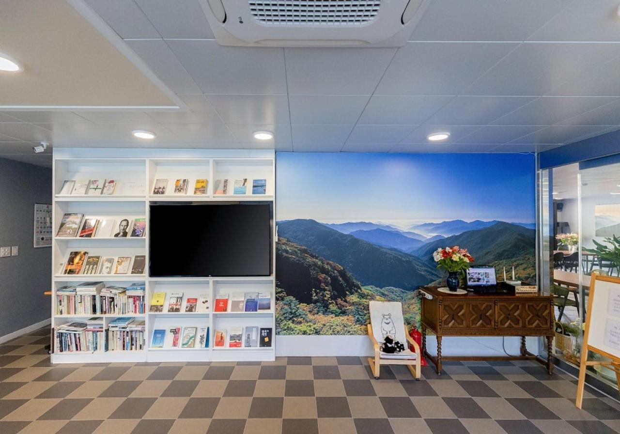 Camp Jirisan Parkview Hotell Gurye Eksteriør bilde